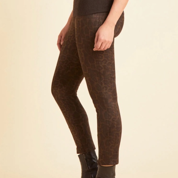 Peace of Cloth Faux Suede Cheetah Print Sloane Pant Brown Size Small Casual - Picture 3 of 16